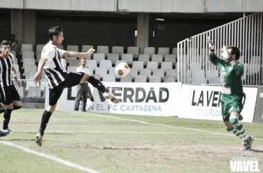 Resumen de la quinta jornada del grupo IV de Segunda División B