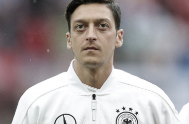 Mesut Özil cuelga las botas