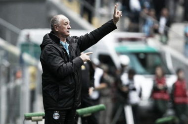 Felipão se diz satisfeito com vitória do Grêmio, mas alerta: "Ainda não é momento de tranquilidade"