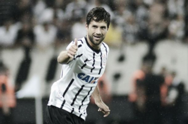 Zagueiro Felipe dedica gol a companheiro de posição Gil e lamenta empate com Coritiba