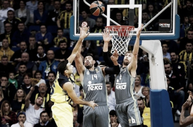 Fenerbahçe se lleva la disputada primera batalla frente al Madrid