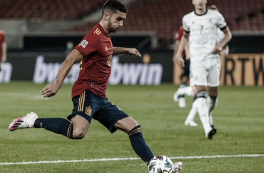 Ferrán Torres, Mikel Merino y Gayá, muy contentos con sus debuts y con su gol&nbsp;