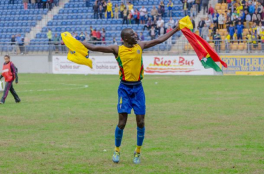 Abdoulaye Fall ficha por la Real Balompédica Linense