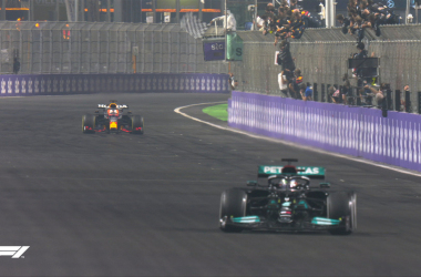 Lewis Hamilton gana en
Arabia Saudita y se empata el campeonato 