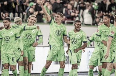 Wolfsburg bate Borussia Dortmund e engata oito jogos de invencibilidade na Bundesliga