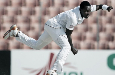 Hampshire add Edwards to squad