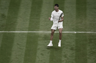 Carlos Alcaraz remonta un partidazo en Wimbledon