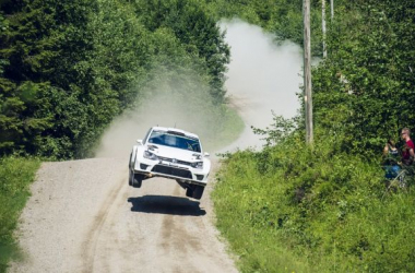 Latvala toma la delantera en Finlandia