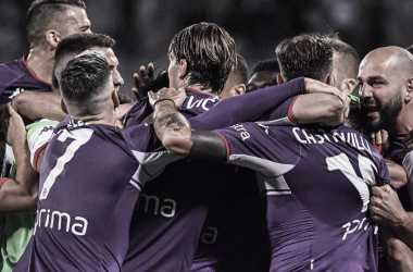 Com gol de Vlahovic, Fiorentina vence primeira na Serie A e mantém tabu contra Torino