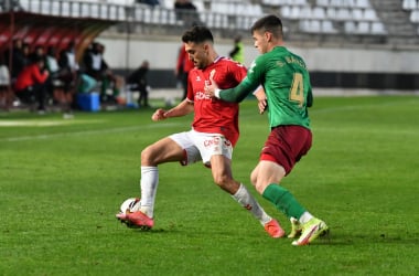 Dura derrota del Recreativo Granada ante el Real Murcia