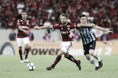Ainda sonhando com o título brasileiro, Flamengo recebe o Grêmio