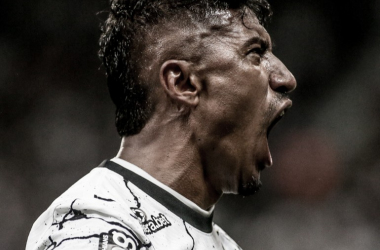 Com gols de Renato Augusto e Paulinho, Corinthians derrota Mirassol em casa