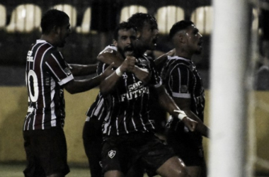 Fluminense vence Portuguesa-RJ sem dificuldades e segue 100% na Taça Guanabara