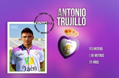 El Real Jaén refuerza la delantera con Antonio Trujillo