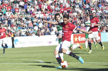 El Nàstic merodea los playoffs y saca al Elche Ilicitano de la cuarta plaza