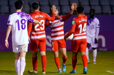 El Granada se lleva la victoria en el centenario del Jaén