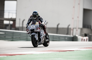 Alex Márquez rodando en pista en la primera sesión de entrenamientos del campeonato | Imagen: MotoGP
