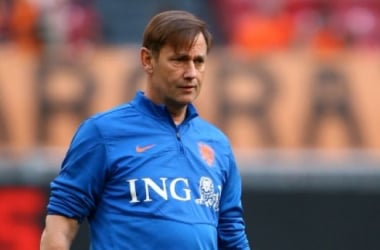 Edwin van der Sar praises new United goalkeeper coach, Frans Hoek