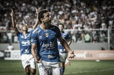 Fred marca de pênalti, Cruzeiro empata com Atlético-MG e conquista bicampeonato Mineiro