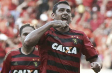 Após goleada, Diego Souza minimiza críticas: "Não fiz mais do que minha obrigação"