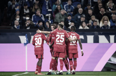 Bayer Leverkusen define no segundo tempo e amplia invencibilidade contra o Schalke