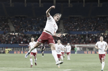 Com falta de energia no estádio, Dinamarca vence Áustria em Viena e se isola no grupo