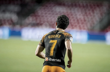 Guedes no marca goles, marca golazos