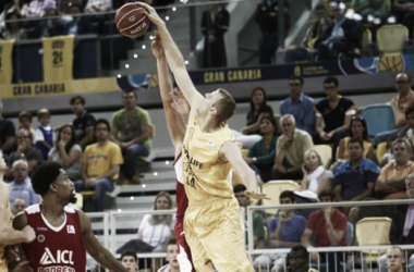 El Herbalife Gran Canaria no deja que nadie le tosa