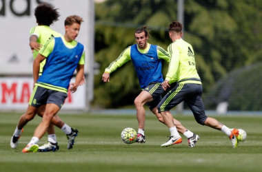 Bale se reincorpora al grupo