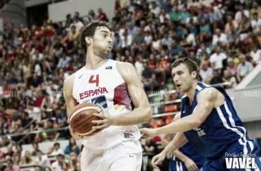 Pau Gasol: &quot;Conseguir una medalla y un pase a los Juegos Olímpicos es un reto grande&quot;