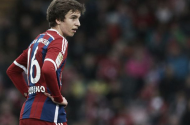 Starke extends at Bayern, Gaudino signs first professional deal