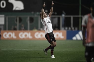 Com os reservas, Flamengo vence o Cruzeiro e retorna ao G-4 da Série A