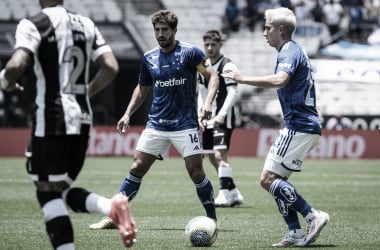 Diniz elogia postura dos reservas do Cruzeiro na derrota diante do Corinthians