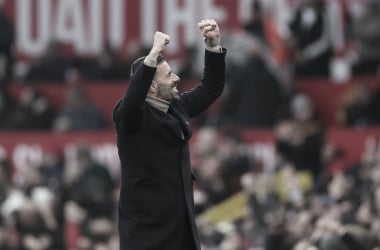 Ruud van Nistelrooy se despide con victoria