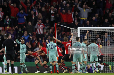 Southampton 3-2 Arsenal: Austin snatches all three points for the Saints with a last-gasp header