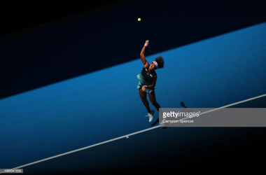 Australian Open: Naomi Osaka comes from behind to knock out Hsieh Su-wei