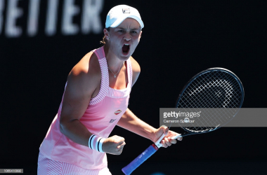Australian Open: Ashleigh Barty survives a three-set battle against Maria Sharapova
