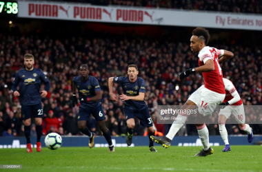 Arsenal 2-0 Manchester United: Gunners take initiative in top four race