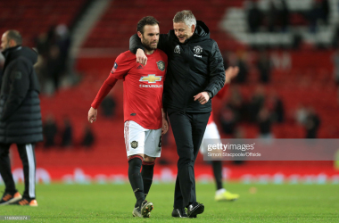 Manchester United v Wolves: Wanderers leave it late to produce comeback.