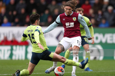 Jeff Hendrick closing in on Newcastle United move following Burnley exit