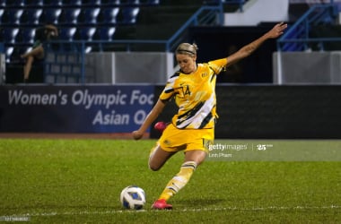 Tottenham Hotspur sign Alanna Kennedy and Shelina Zadorsky from the Orlando Pride