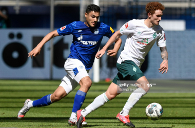 Schalke 0-1 Werder Bremen: Leonardo Bittencourt screamer keeps Bremen's Bundesliga hopes alive