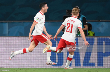 Spain 1-1 Poland: Lewandowski header earns Poland crucial point against Spain