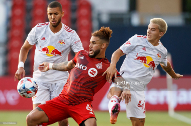 Toronto FC 1-1 New York Red Bulls: Spoils shared in up-and-down contest