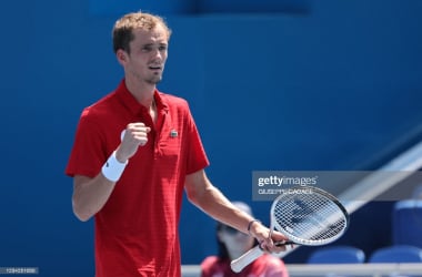 Tokyo 2020: Daniil Medvedev beats heat, Fabio Fognini for quarterfinal berth