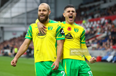 Teemu Pukki of Norwich City celebrates scoring their 2nd goal with Milo Rashica during the Premier League match between Brentford and Norwich City at Brentford Community Stadium on November 6, 2021 in Brentford, England. (Photo by Marc Atkins/Getty Images)
