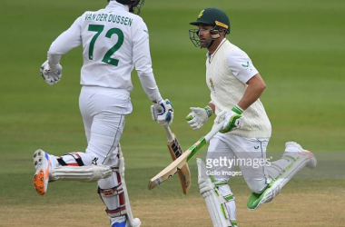 Dean Elgar and Rassie van der Dussen guided South Africa to the halfway mark of their chase in the fourth innings in Johannesburg