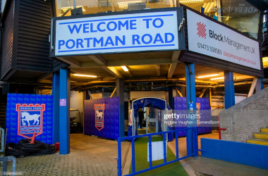 Ipswich Town 0-2 Portsmouth: Pompey progress as Tractor Boys beaten