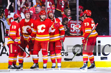 2022 Stanley Cup playoffs: Flames recover late to defeat Oilers in wild Game 1 