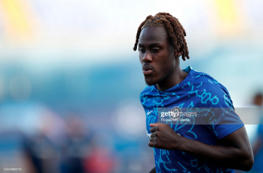 Trevoh Chalobah warms up prior to Chelsea's game against Dinamo Zagreb | Photo by Slavko Midzor/Pixsell/MB Media/Getty Images